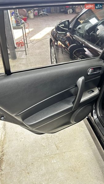 Універсал Mazda 6 2011 в Острозі