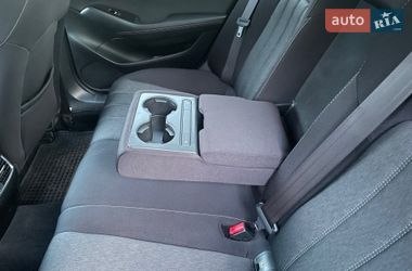 Седан Mazda 6 2019 в Днепре