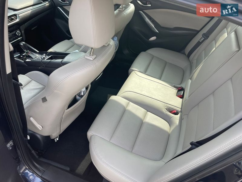 Седан Mazda 6 2017 в Львове