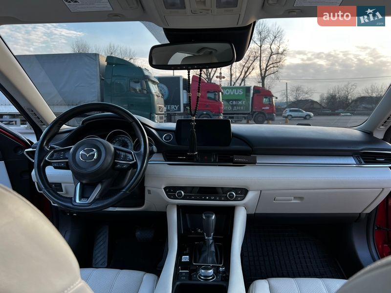 Седан Mazda 6 2018 в Киеве