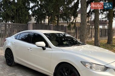 Седан Mazda 6 2015 в Староконстантинове