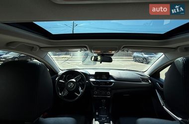 Седан Mazda 6 2017 в Чернигове