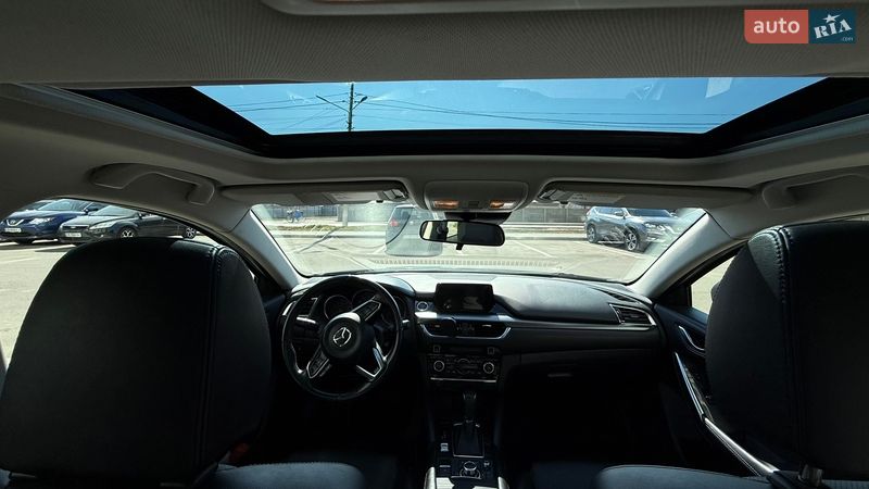 Седан Mazda 6 2017 в Чернигове