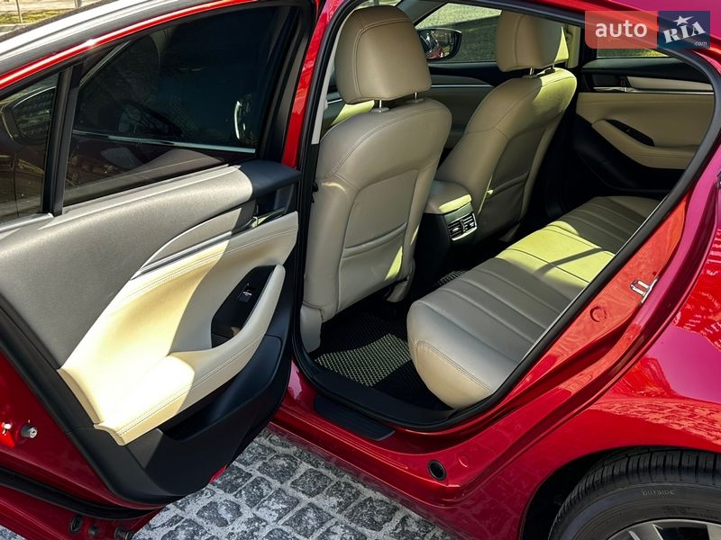 Седан Mazda 6 2018 в Днепре
