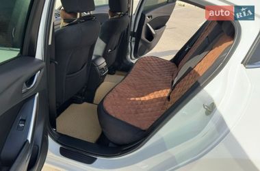 Седан Mazda 6 2016 в Дубні