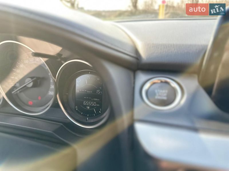 Седан Mazda 6 2016 в Дубні