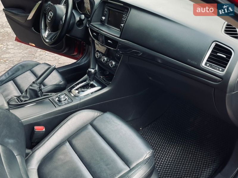 Седан Mazda 6 2013 в Тернополе