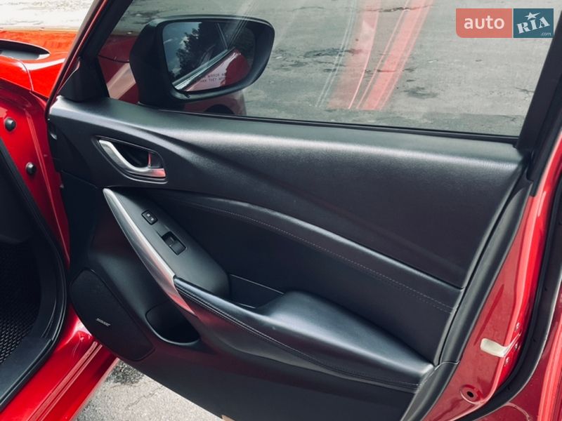 Седан Mazda 6 2013 в Тернополе