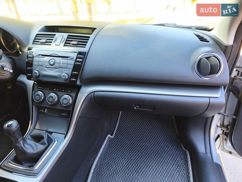 Универсал Mazda 6 2010 в Ровно