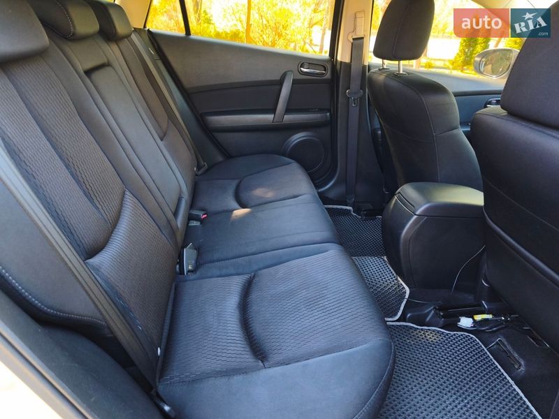 Универсал Mazda 6 2010 в Ровно