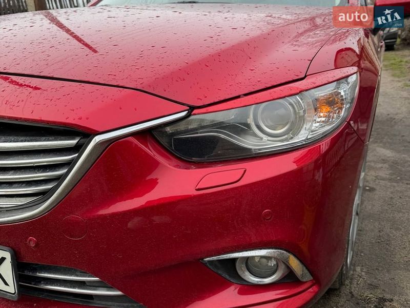 Седан Mazda 6 2014 в Радомышле