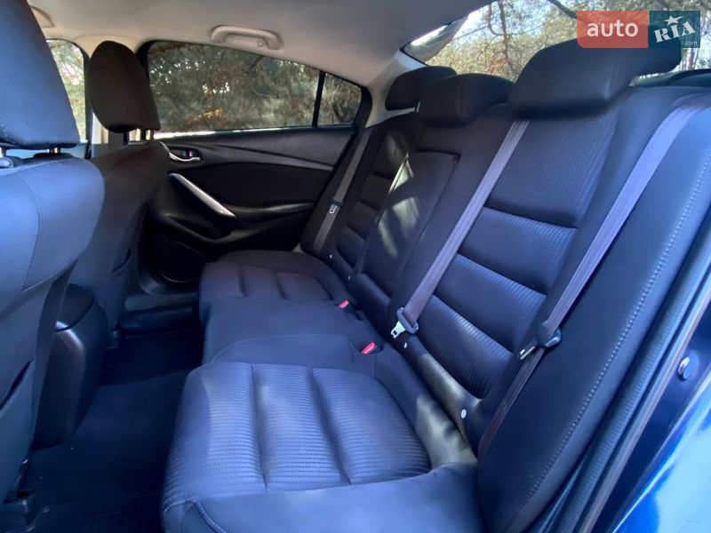 Седан Mazda 6 2017 в Львові