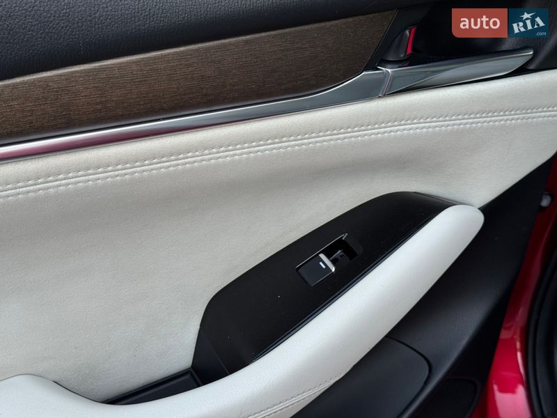 Седан Mazda 6 2019 в Киеве