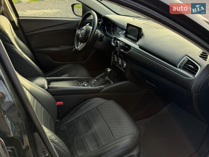 Седан Mazda 6 2015 в Львове