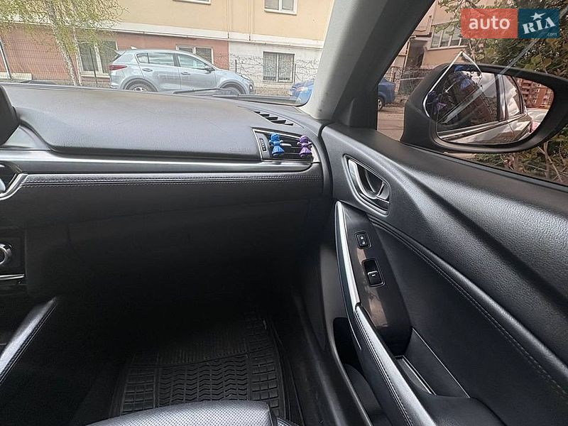 Седан Mazda 6 2015 в Киеве