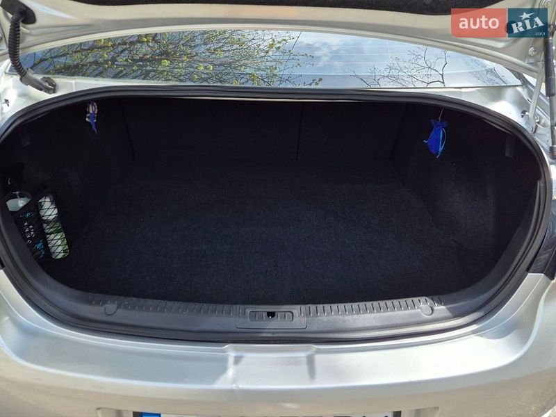 Седан Mazda 6 2008 в Днепре