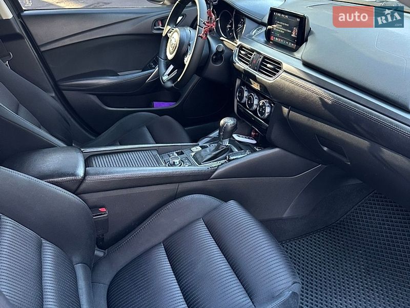 Седан Mazda 6 2016 в Черкасах