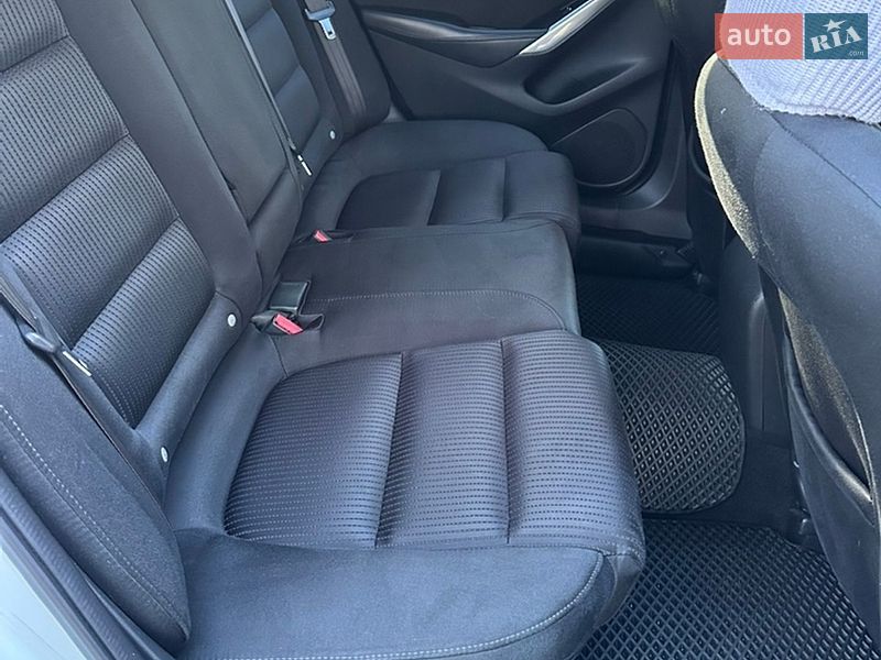 Седан Mazda 6 2016 в Черкасах