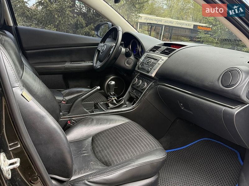 Седан Mazda 6 2008 в Запоріжжі