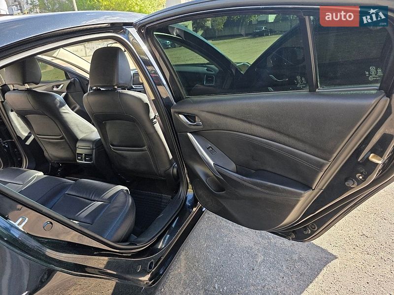 Седан Mazda 6 2013 в Александрие