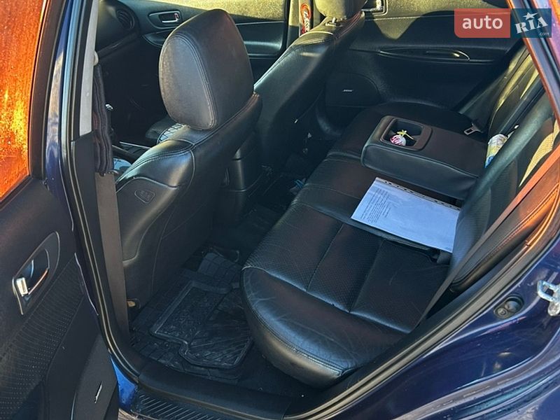 Универсал Mazda 6 2003 в Турийске
