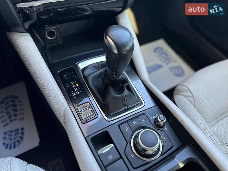 Седан Mazda 6 2016 в Киеве