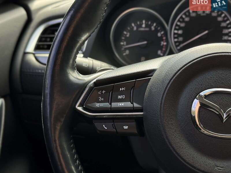 Седан Mazda 6 2017 в Киеве