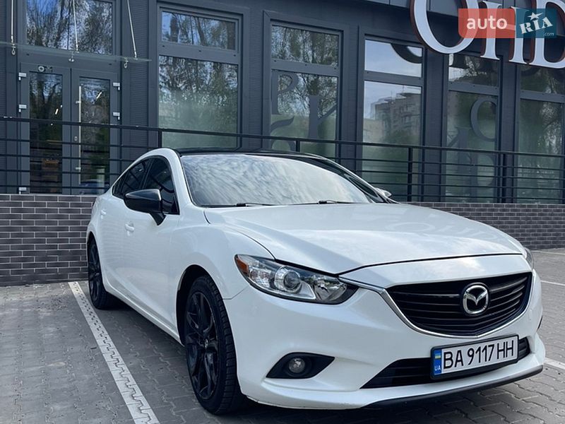 Седан Mazda 6 2013 в Черновцах