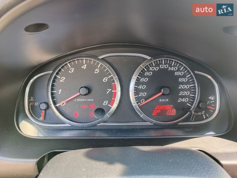 Седан Mazda 6 2005 в Лохвице