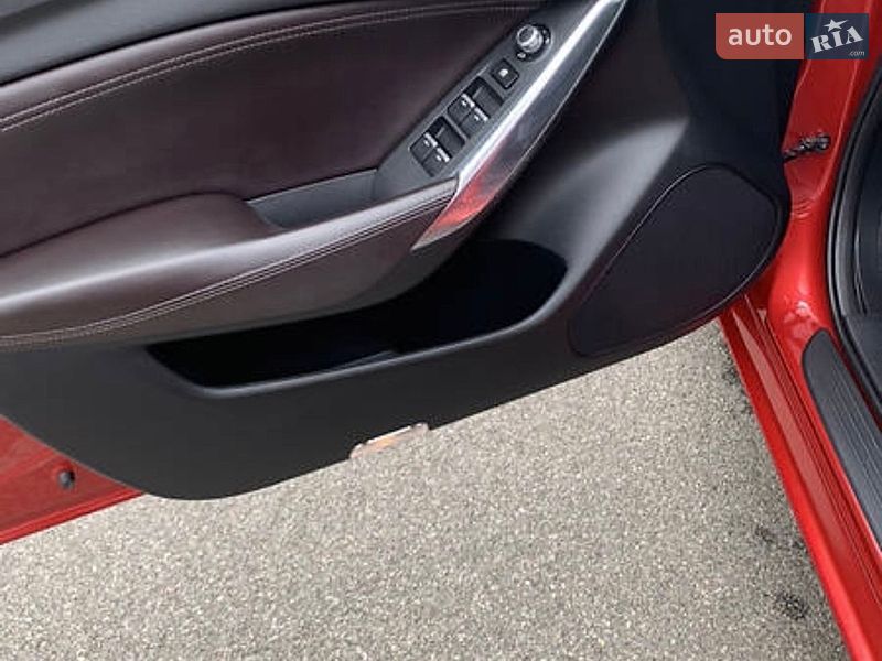Седан Mazda 6 2016 в Миколаєві
