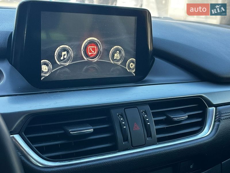 Седан Mazda 6 2015 в Борщеве