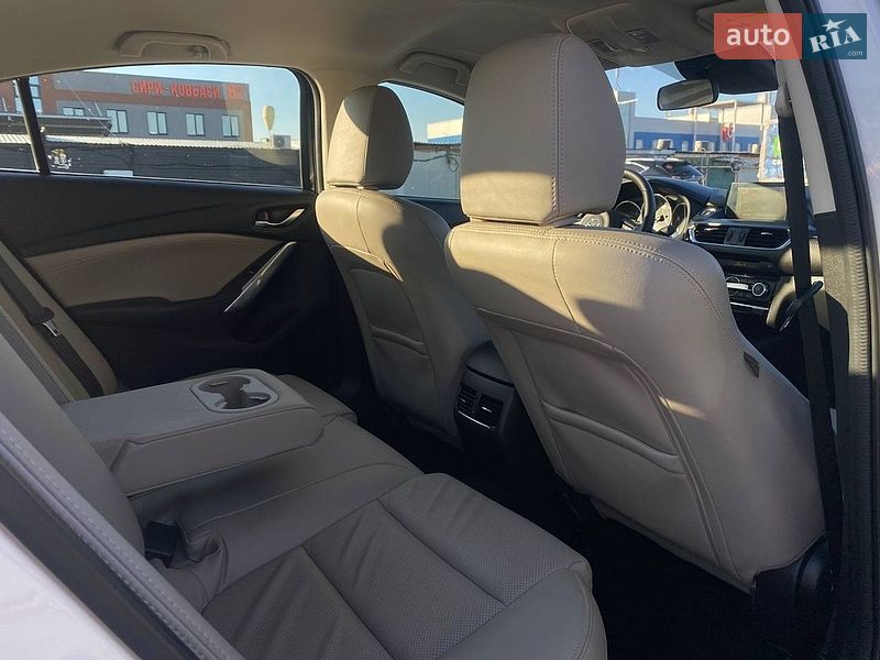Седан Mazda 6 2017 в Киеве