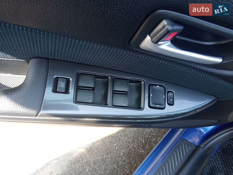 Универсал Mazda 6 2005 в Киеве