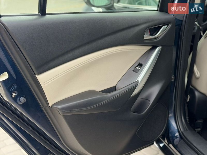 Седан Mazda 6 2015 в Коломиї