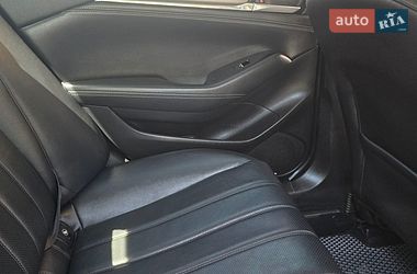 Седан Mazda 6 2018 в Хмельницком