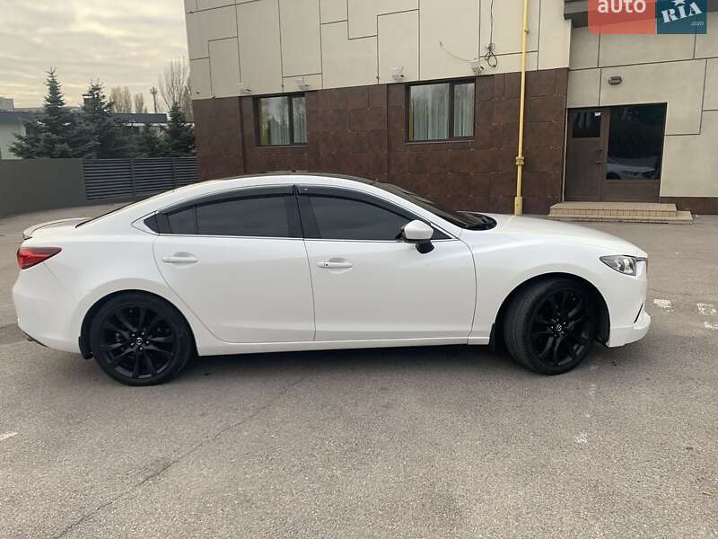 Седан Mazda 6 2016 в Дніпрі