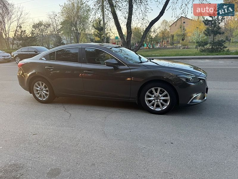 Седан Mazda 6 2016 в Киеве