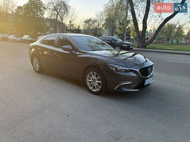 Седан Mazda 6 2016 в Киеве