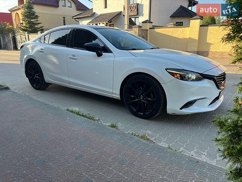 Седан Mazda 6 2015 в Львові
