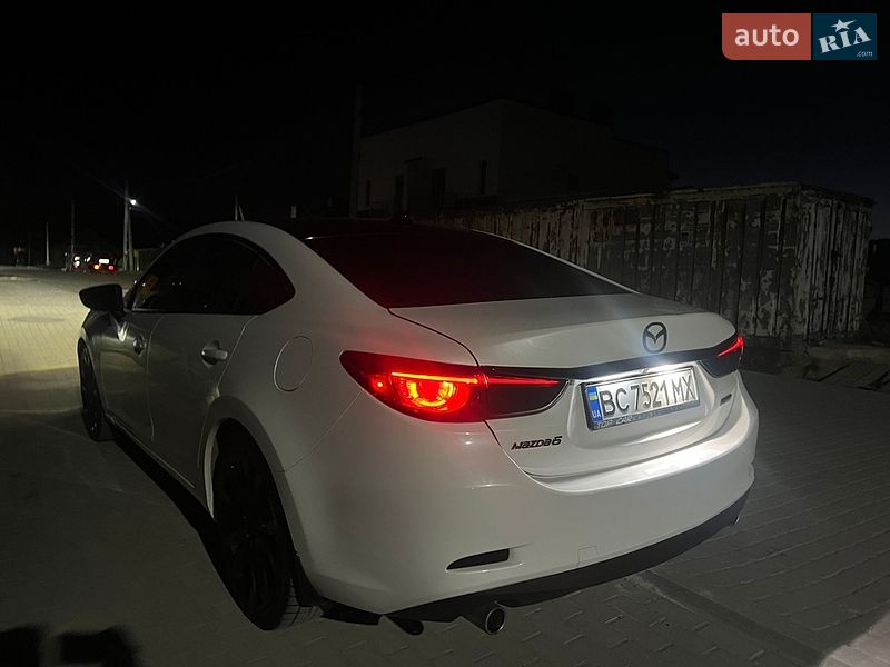 Седан Mazda 6 2015 в Львові