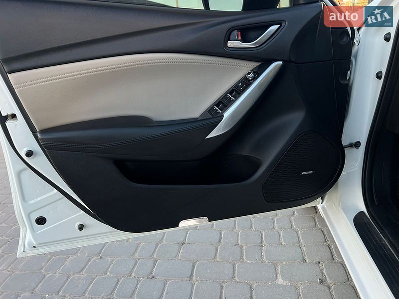 Седан Mazda 6 2015 в Львові