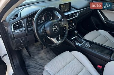 Седан Mazda 6 2015 в Львові