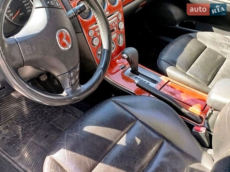 Седан Mazda 6 2004 в Шепетівці