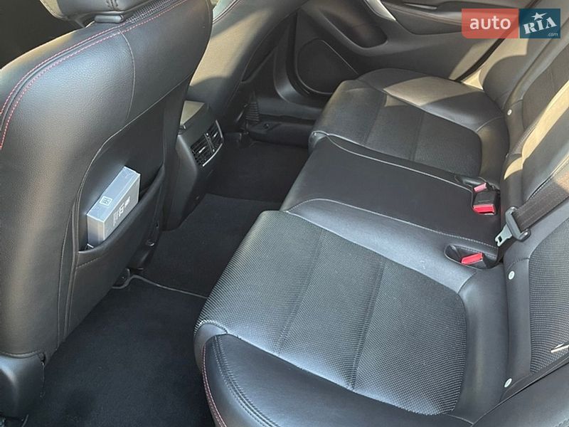 Седан Mazda 6 2013 в Софиевской Борщаговке