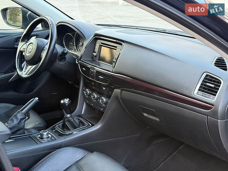 Седан Mazda 6 2014 в Тараще