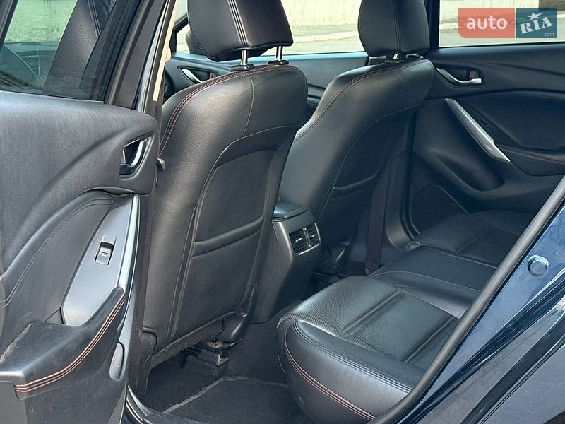 Седан Mazda 6 2014 в Тараще