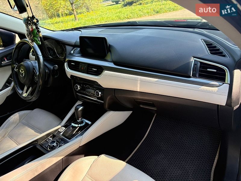 Седан Mazda 6 2017 в Киеве
