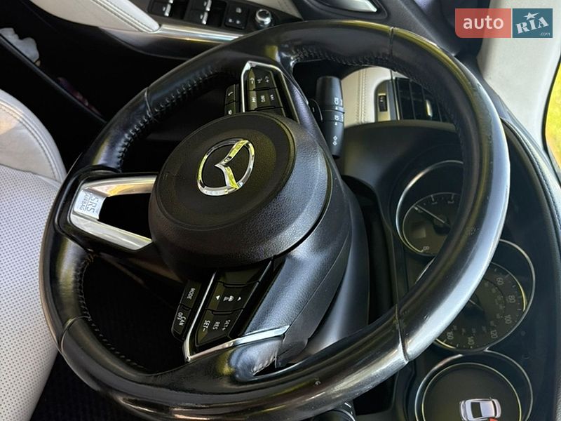 Седан Mazda 6 2017 в Киеве