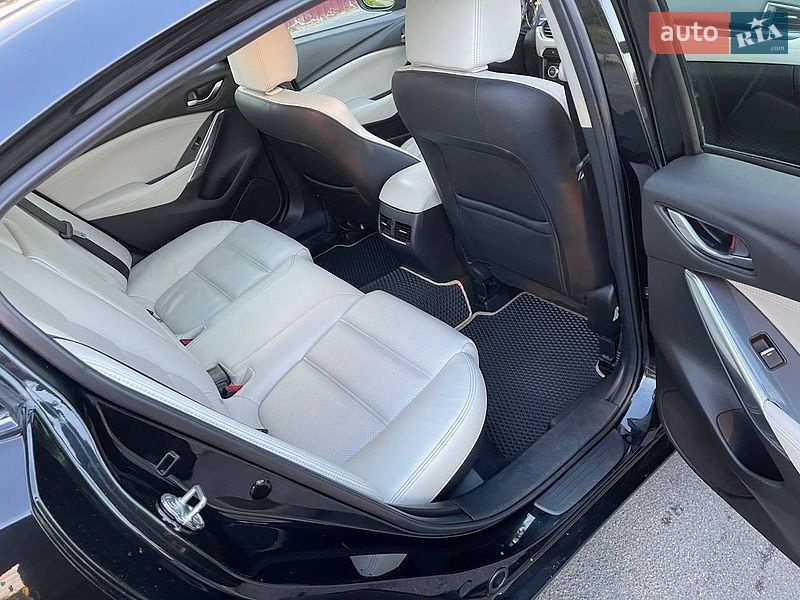 Седан Mazda 6 2017 в Киеве