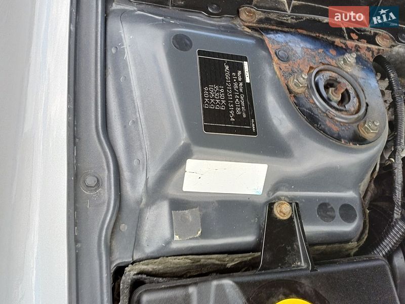 Седан Mazda 6 2002 в Золочеве